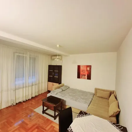 Apartment Cirpanova Novi Sad